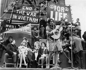 joan-baez-65-anti-vietnam-war-protest